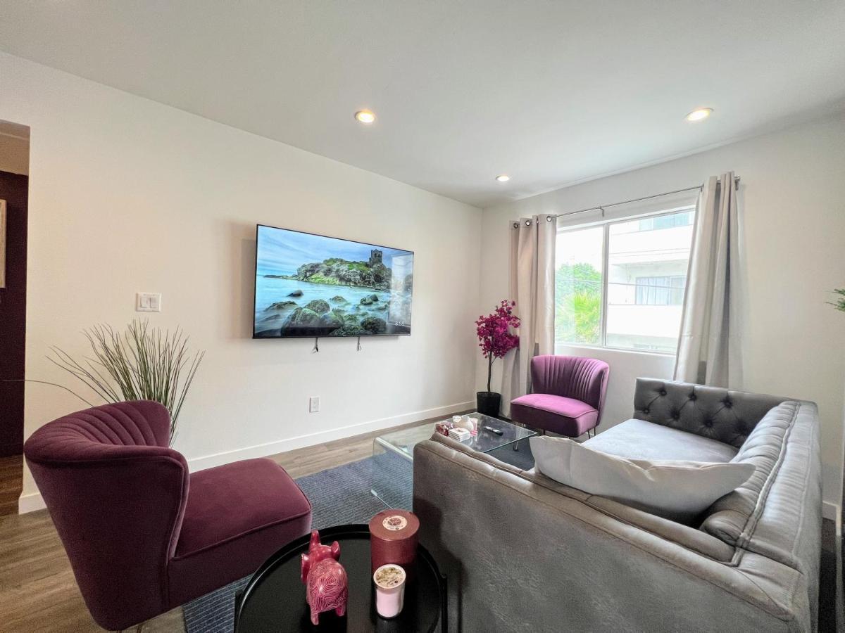 Hollywood Purple Habitat Villa Los Angeles Exterior photo
