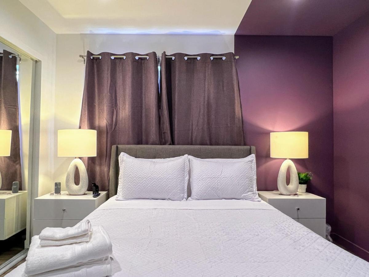 Hollywood Purple Habitat Villa Los Angeles Exterior photo
