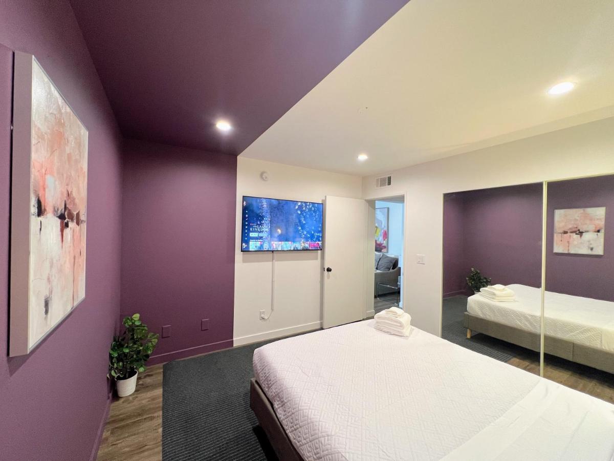 Hollywood Purple Habitat Villa Los Angeles Exterior photo