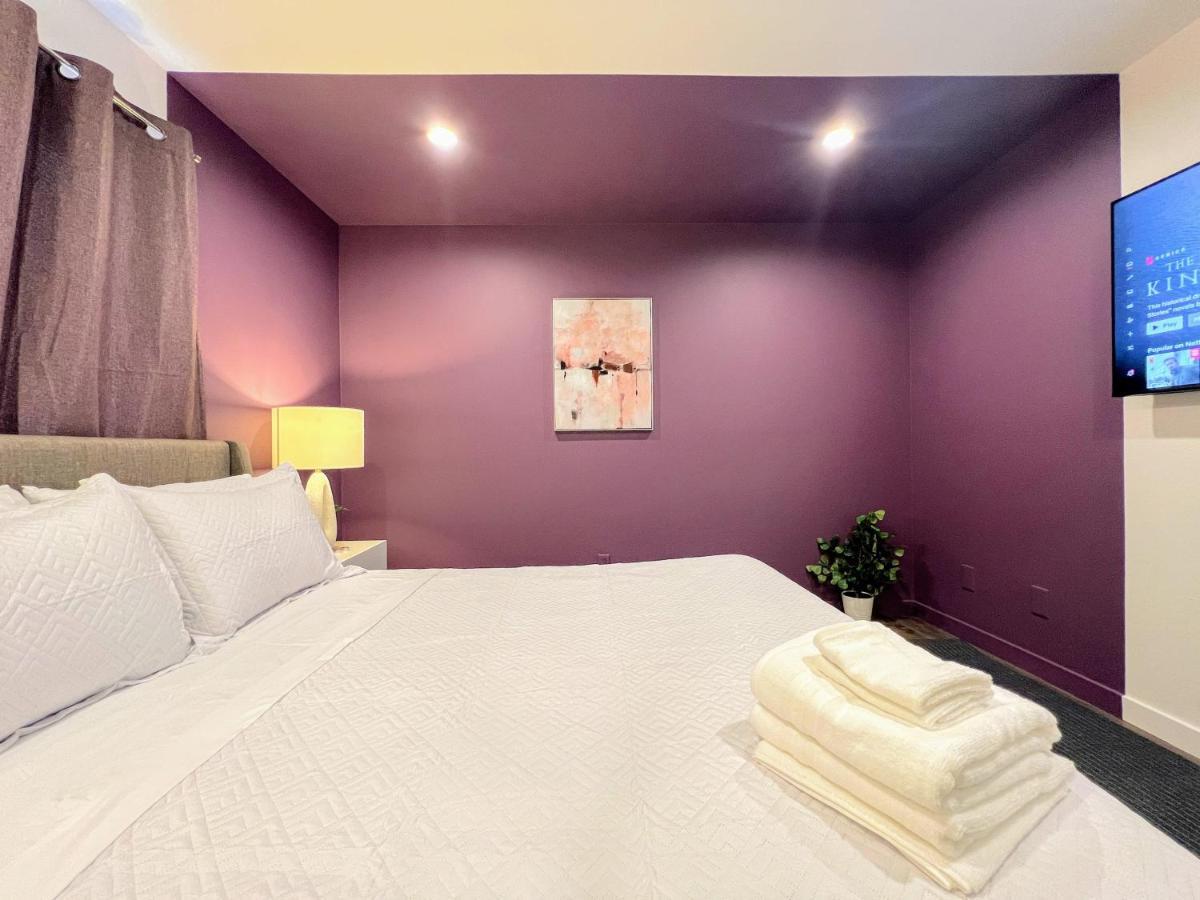 Hollywood Purple Habitat Villa Los Angeles Exterior photo